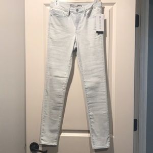 NWT Athleta Sculptek Skinny Jeans - Biscayne wash